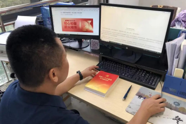 交通运输学院教师党支部参加红色书籍阅读活动
